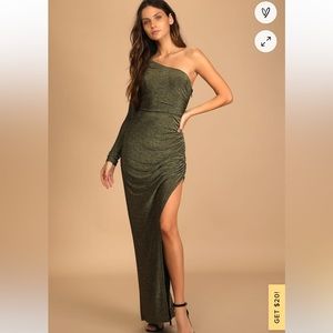 LULUS | Precious Prize Gold Metallic One-Shoulder Long Sleeve Maxi Dress